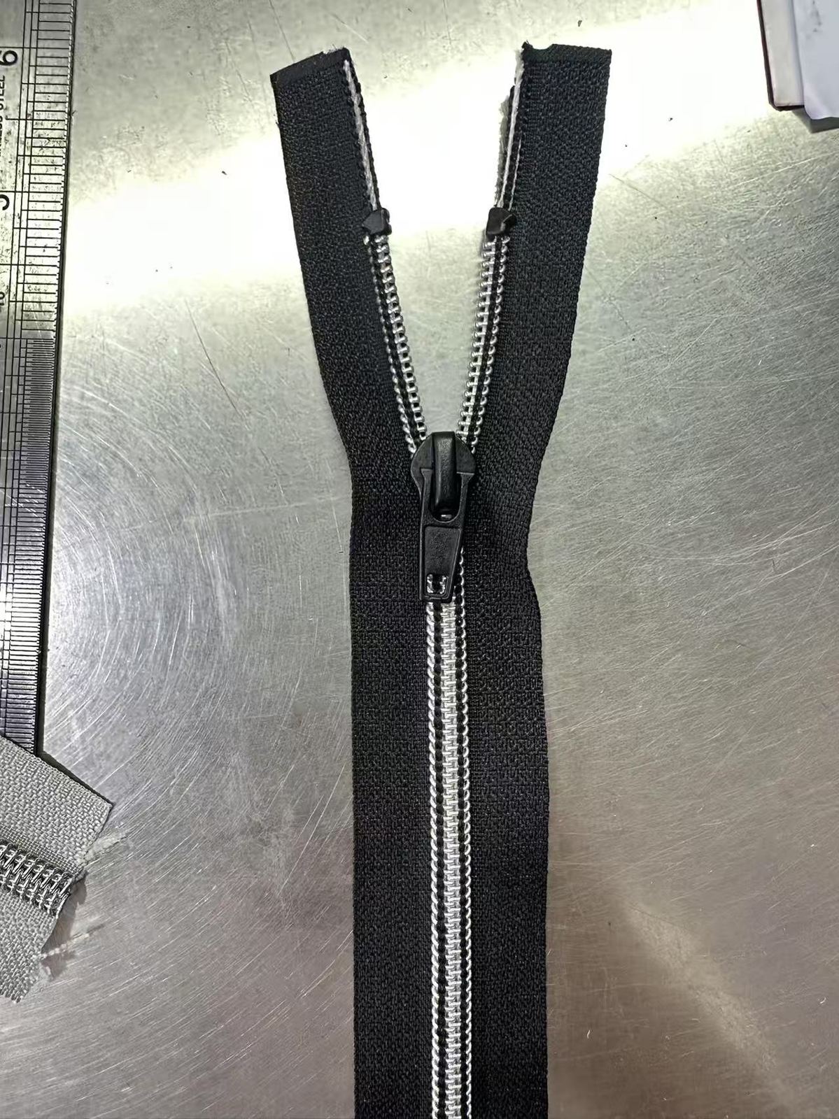 Electroplated nylon zipper
